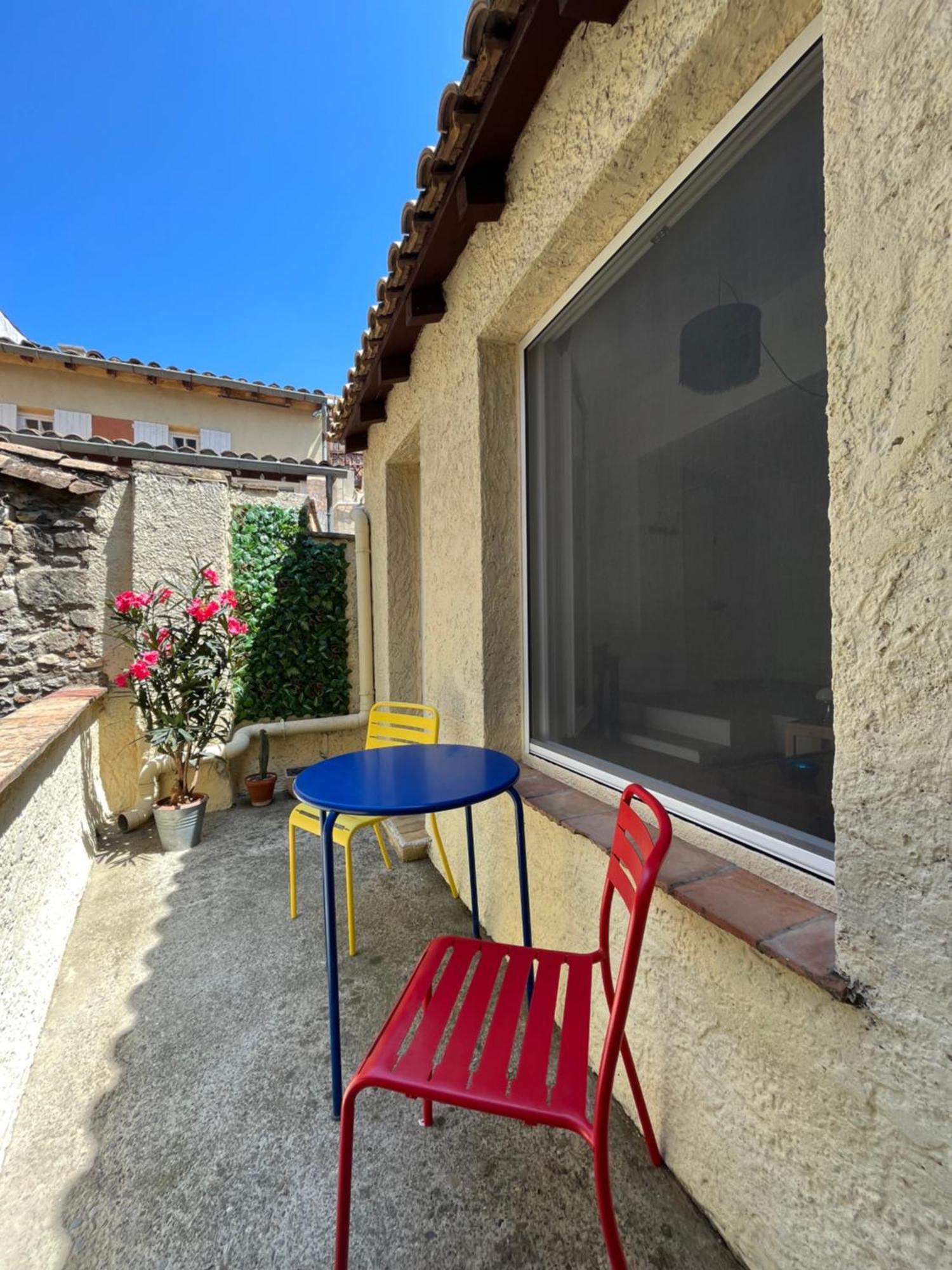 Studio Avec Terrasse Sur Cour, Authentique, Calme Avignon Extérieur photo